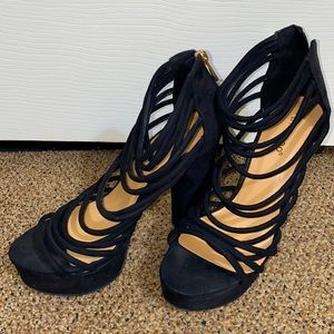 Bamboo strapped heels from Lola🔥